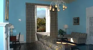 Elegance Miramar فندق